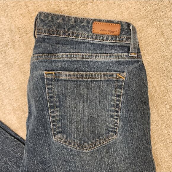 Eddie Bauer Curvy Fit Denim Jeans Women's Size 6 Short - Picture 4 of 5